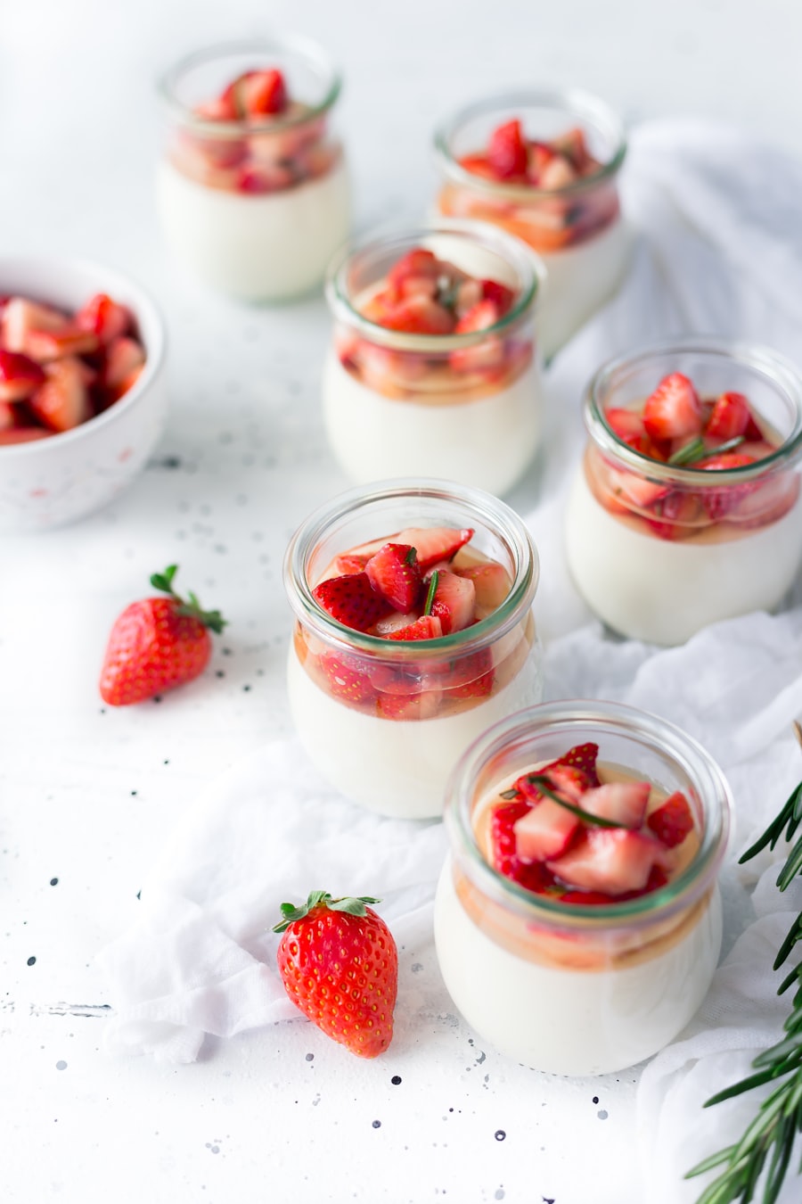 Panna cotta con frutta